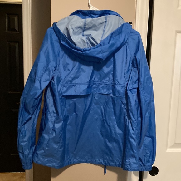 Women’s Columbia Rain Jacket - Picture 2 of 4